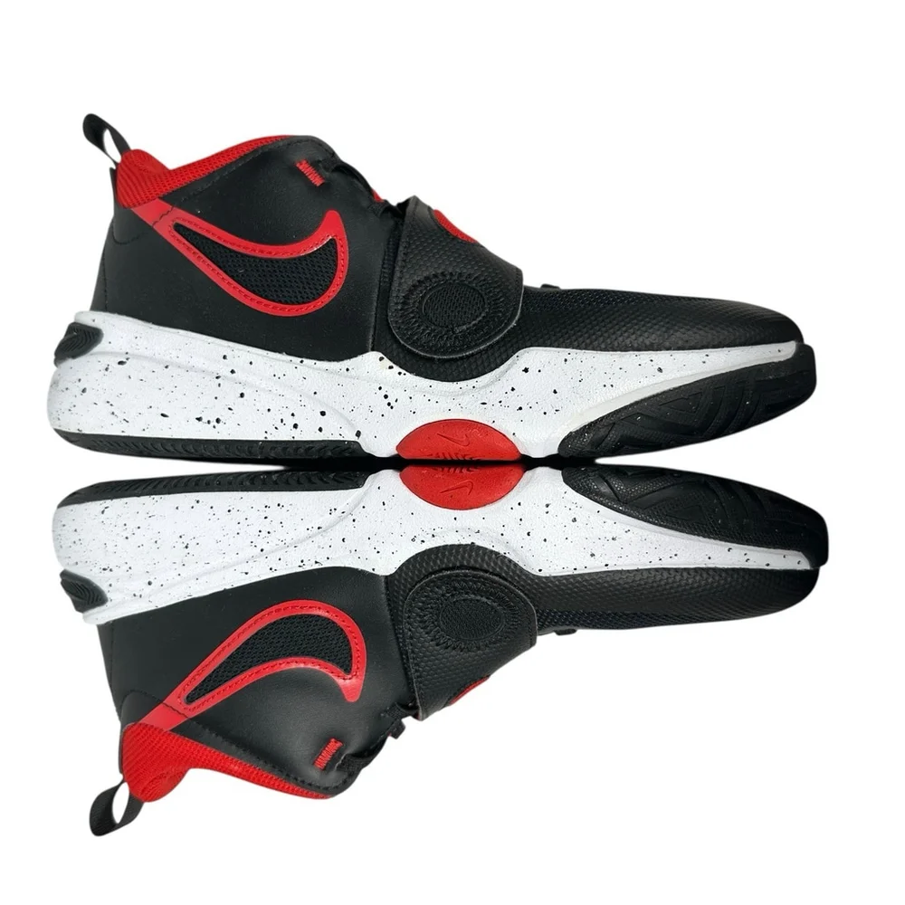 Nike Team Hustle D 11 Big Kids GS Basketball Shoe Bred Black Red 6.5Y DV8996-003
